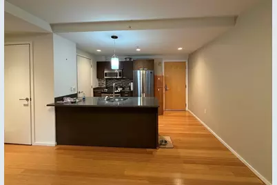 2 Earhart #202, Cambridge, MA 02141 - Photo 7