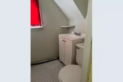 22 Roundy St #2, Beverly, MA 01915 - Photo 7