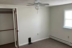 22 Roundy St, Beverly, MA 01915 - Photo 5