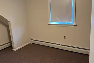 22 Roundy St, Beverly, MA 01915 - Photo 9