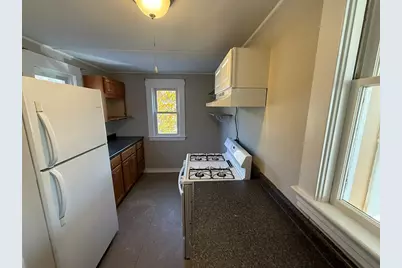 306 Franklin Rd #2, Fitchburg, MA 01420 - Photo 3