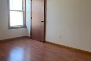 52 Forest St, Fall River, MA 02721 - Photo 3