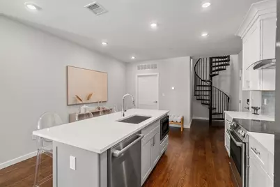 267 Old Colony #605, Boston, MA 02127 - Photo 21