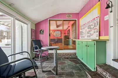 25 Juniper Ave, Wakefield, MA 01880 - Photo 9