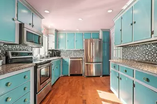 25 Juniper Ave, Wakefield, MA 01880 - Photo 7