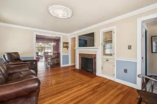 25 Juniper Ave, Wakefield, MA 01880 - Photo 11