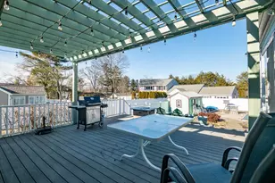 25 Juniper Ave, Wakefield, MA 01880 - Photo 23