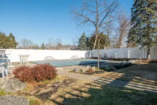 25 Juniper Ave, Wakefield, MA 01880 - Photo 25