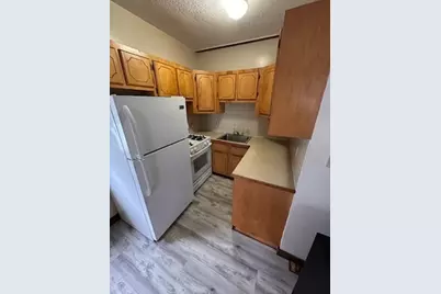 85 Beetle St #3S, New Bedford, MA 02746 - Photo 3