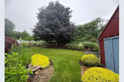 82 Lester Ln, Weymouth, MA 02188 - Photo 9