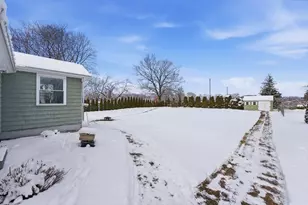 750 Amostown Rd, West Springfield, MA 01089 - Photo 37