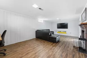 750 Amostown Rd, West Springfield, MA 01089 - Photo 27