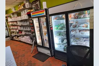 223 Highland Ave, Malden, MA 02148 - Photo 5