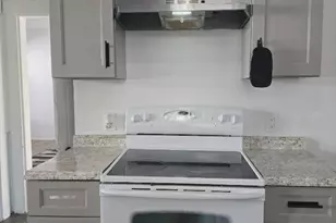 45 Chapin St, Southbridge, MA 01605 - Photo 5