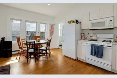 62 Algonquin Rd #Apt 1, Newton, MA 02467 - Photo 5
