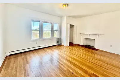 62 Algonquin Rd. #Apt 2, Newton, MA 02467 - Photo 3