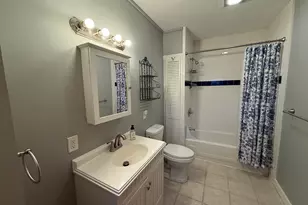 131 School St, North Brookfield, MA 01535 - Photo 11