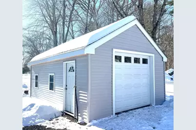 251 Union St, Northbridge, MA 01588 - Photo 25