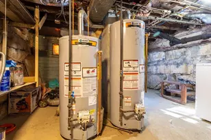 22 Hawes St, Fitchburg, MA 01420 - Photo 29