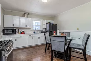 22 Hawes St, Fitchburg, MA 01420 - Photo 15