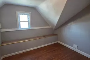 196 Rodman St, Fall River, MA 02721 - Photo 7