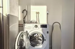 27 Bowdoin St, Boston, MA 02114 - Photo 13