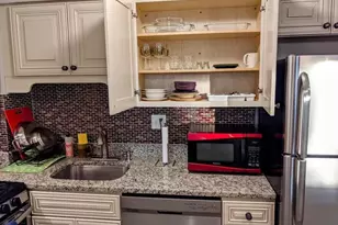 27 Bowdoin St, Boston, MA 02114 - Photo 15