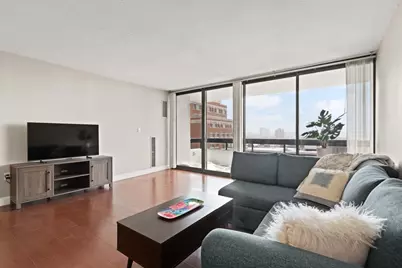 566 Commonwealth Ave #1003, Boston, MA 02215 - Photo 1