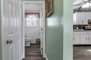 7-9 Carleton, Methuen, MA 01844 - Photo 9