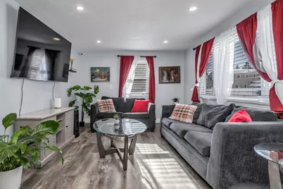 7-9 Carleton, Methuen, MA 01844 - Photo 5