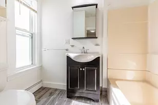 633 E 6th St, Boston, MA 02127 - Photo 11