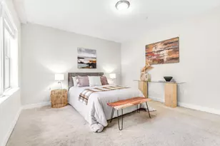 321 Hammond Pond Pkwy, Brookline, MA 02467 - Photo 11