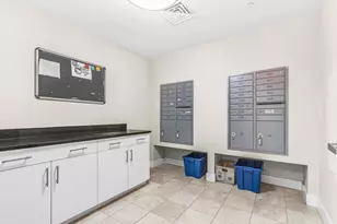 321 Hammond Pond Pkwy, Brookline, MA 02467 - Photo 17