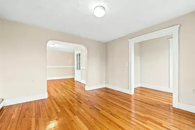 27 W Wyoming Avenue #3, Melrose, MA 02176 - Photo 5