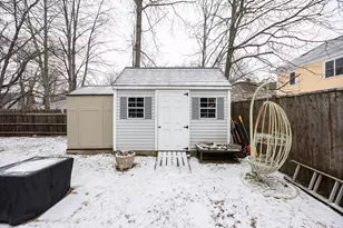 21 Manning St, Salem, MA 01970 - Photo 7