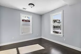 83 Centre St, Boston, MA 02124 - Photo 23