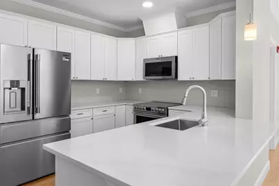 485 Blue Hills Parkway #12, Milton, MA 02186 - Photo 7