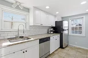 1 Sweeney Ct, Andover, MA 01810 - Photo 5