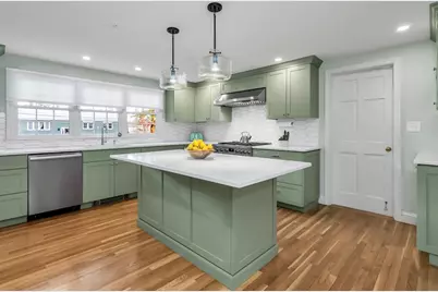 13 Morningside Dr, Beverly, MA 01915 - Photo 5