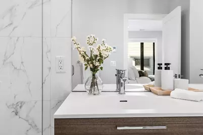 39 A St #19, Boston, MA 02127 - Photo 15