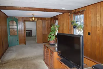 51 Woodland Dr, Framingham, MA 01701 - Photo 5