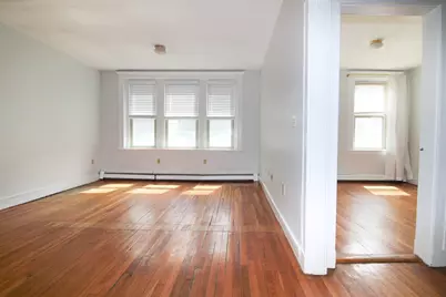 32 Ransom Rd #4, Boston, MA 02135 - Photo 7