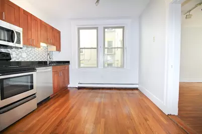 32 Ransom Rd #4, Boston, MA 02135 - Photo 5