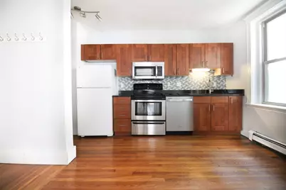 32 Ransom Rd #4, Boston, MA 02135 - Photo 3