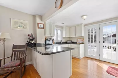30 Driscoll St, Peabody, MA 01960 - Photo 5