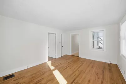 83 Mechanic, Westfield, MA 01085 - Photo 11