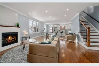 667 Boylston St #667, Newton, MA 02459 - Photo 3