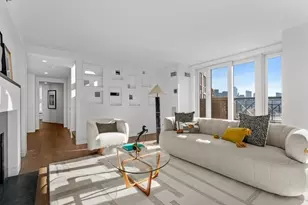 10 Rogers St, Cambridge, MA 02142 - Photo 1