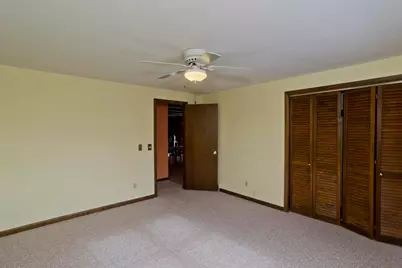 94 Vermont St., Holyoke, MA 01040 - Photo 27