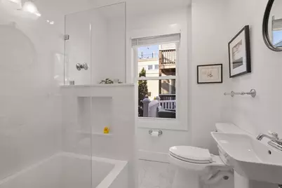 114 Elm St #2, Boston, MA 02129 - Photo 9